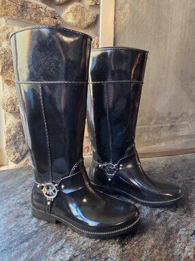 Michael Kors Fulton Harness Black Rubber Rain Boots Size 8